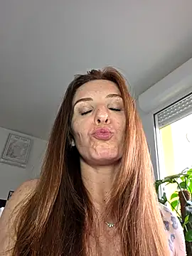 Ladykimberly_XOXO Adlı Modelin Web Kamerası Şovu