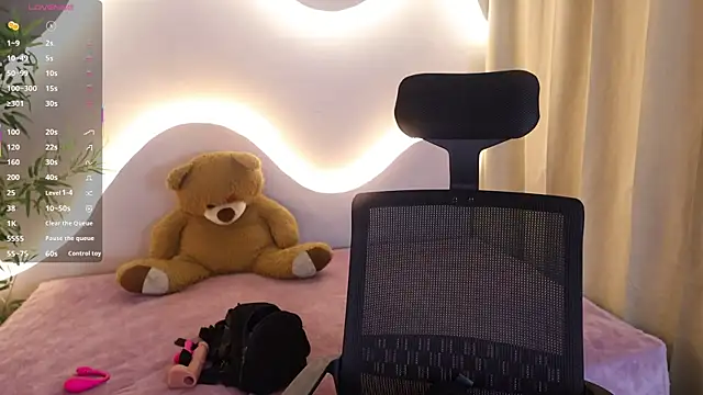 Chat +18 de Emma_Lirys ao vivo