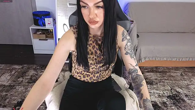 AnacondaOnn's Live XXX Chat