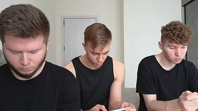 boys_sobolisha Show Webcam