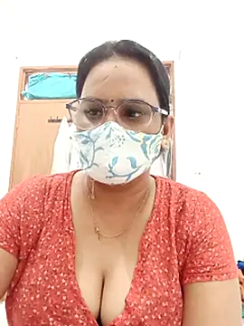 Payal-bhabhi07 Adlı Modelin Canlı XXX Sohbeti