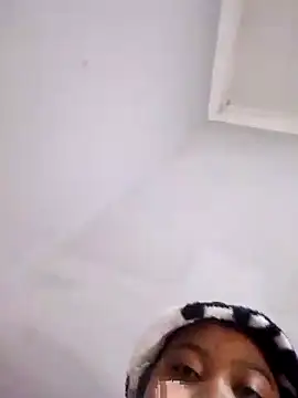 ThickAssMammie26's Live XXX Chat