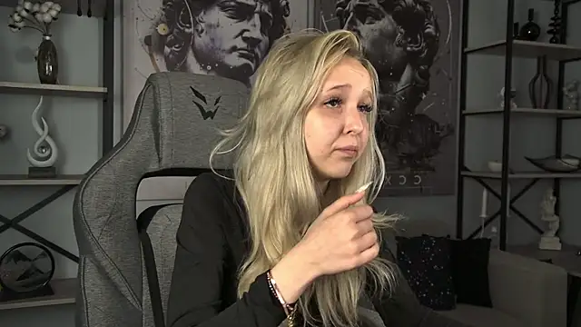XXX chat uživo modela MaoqiBeverly