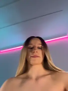 ScarletFlameee Webcam show