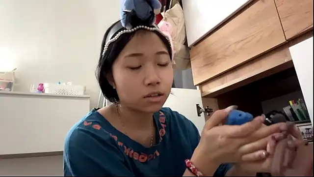 SweetMiaXO's Webcam Show