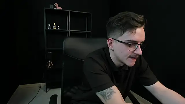 FelixStarkk Pertunjukan Webcam