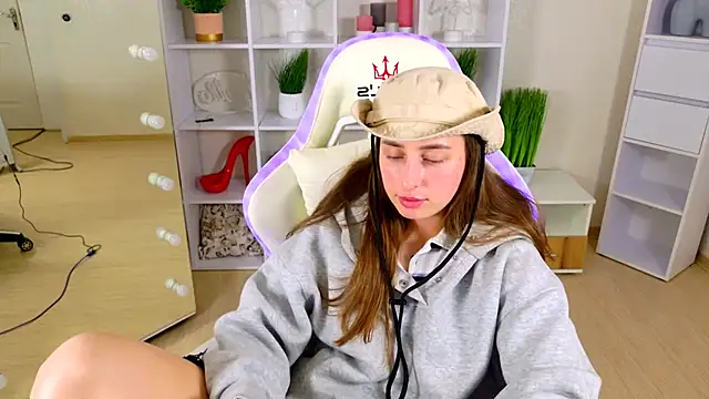 Chat XXX ao vivo de NadinnL
