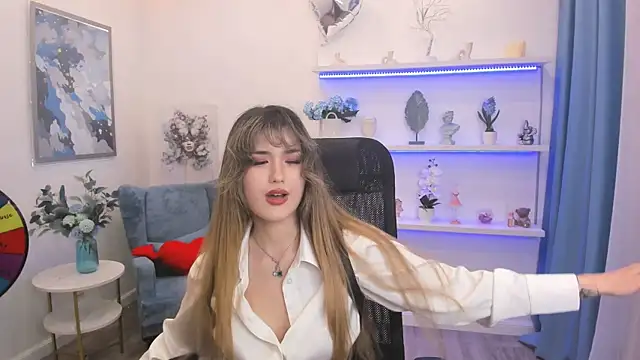 AnneTLiのライブXXXチャット