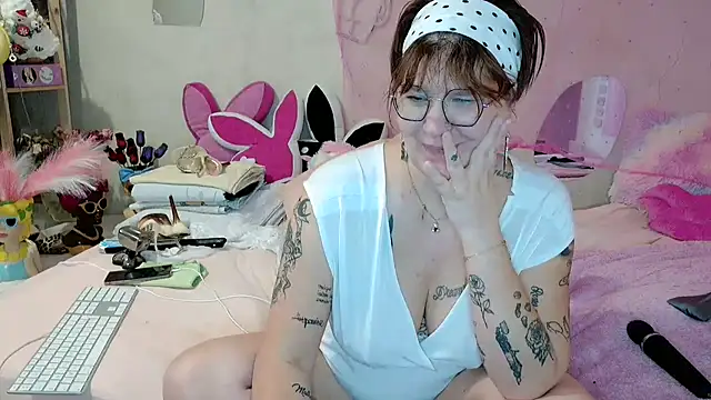 SandrasexxyyのライブXXXチャット
