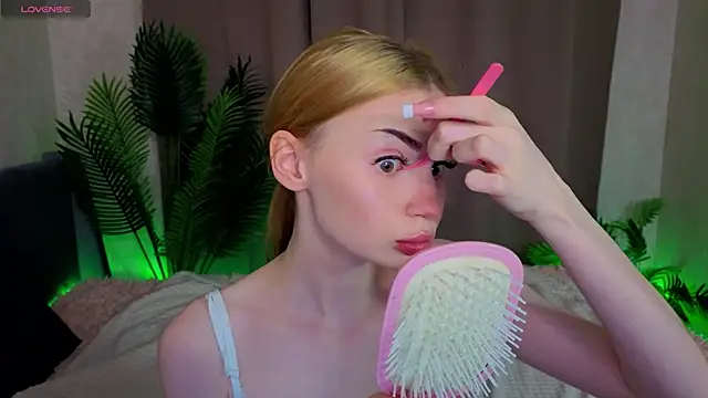 XXX chat uživo modela Jennie_Hunter