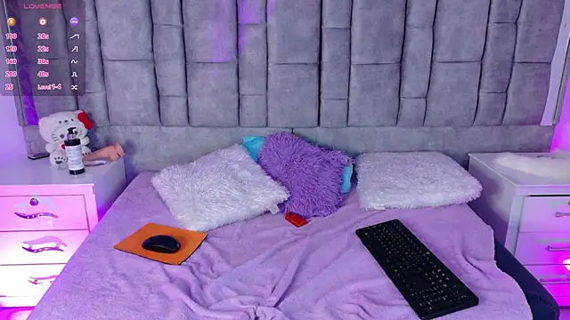 Ayla_Han – Naživo XXX chat