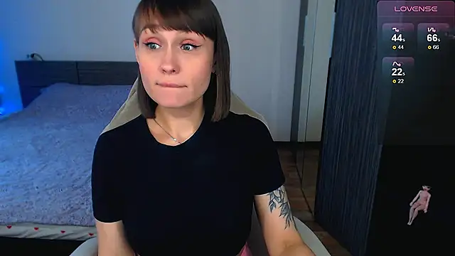 Mel_Lovell_ 现场XXX聊天