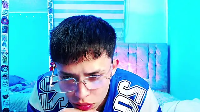 _justinmoon2 Live XXX Chat