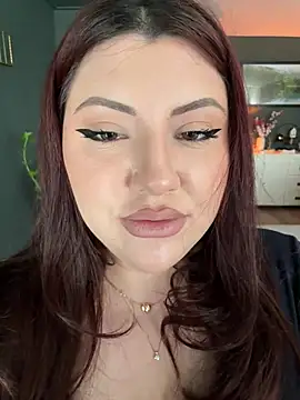 CurvyKimmy1 Adlı Modelin Web Kamerası Şovu