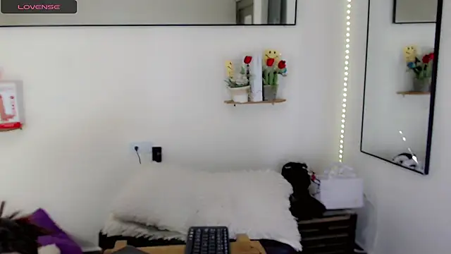 NathalialLooes' Live XXX Chat