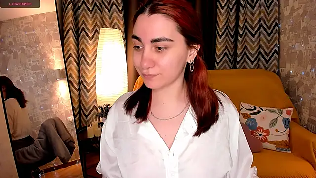 Czat XXX na żywo – hannacheekss_