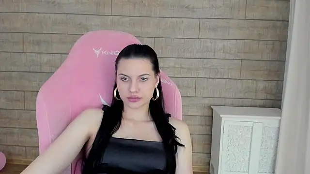 AliceVersal's Live XXX Chat