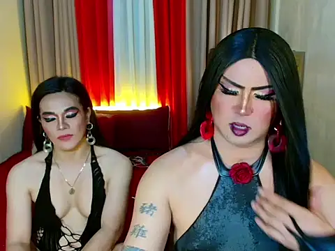Chat +18 de Incredible_Shemale ao vivo