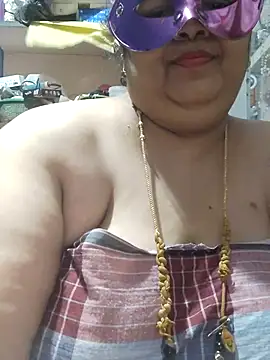 tamilthanushri's Live XXX Chat
