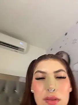 daliz_20_z's Live XXX Chat