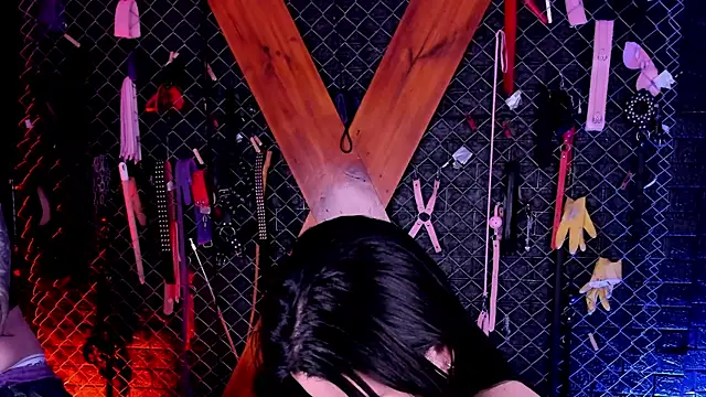 Bellatrix_Infernal_BDSM Show Webcam