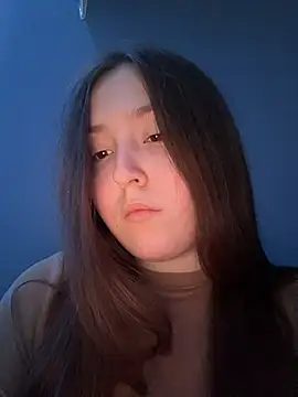 XXX chat uživo modela charmingggirl