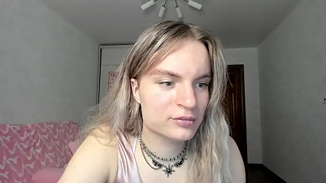 milliKira006 webcam show