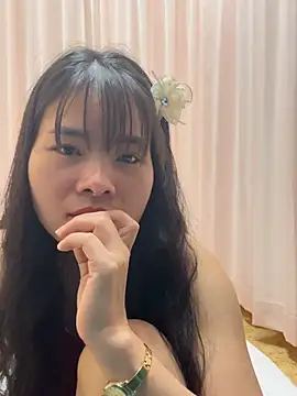 Naked-xx's Live XXX Chat