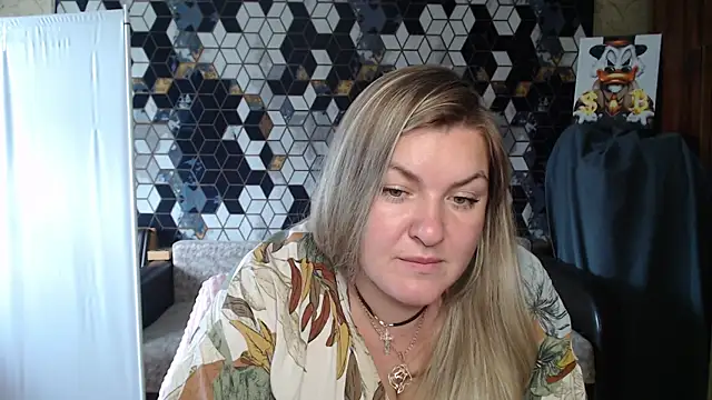 Chatroom XXX en direct de NikaSkylink