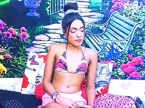 IndianPretty14u2Luv Live XXX-chat