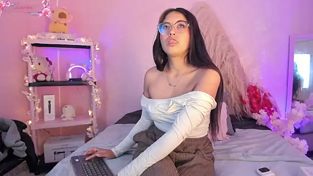 Valk_submissive's Live XXX Chat