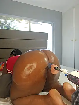 Kinkyphatass' Live XXX Chat