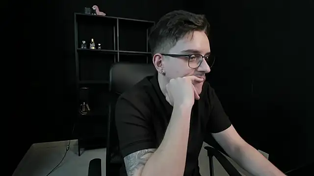 FelixStarkkn Webbikameraesitys