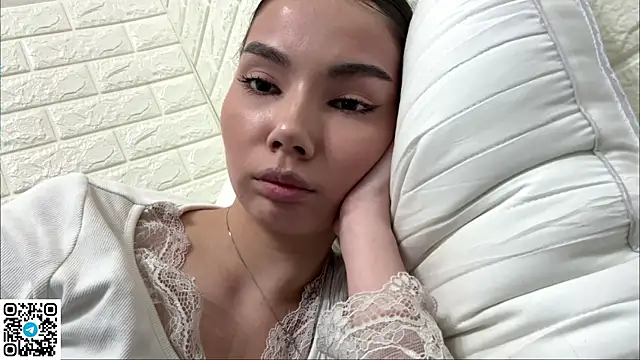 MarylnMonnier Chat XXX live