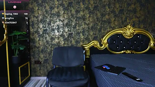 AaronMuscle Webcam show