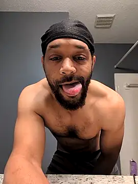TheGoldenBoldy321 Webcamshow