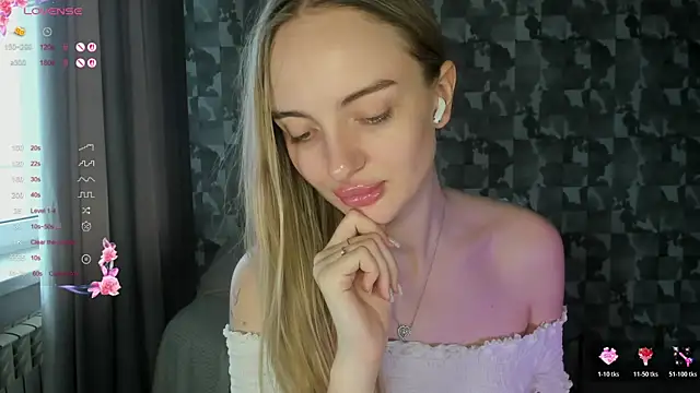 A_delina's Live XXX Chat