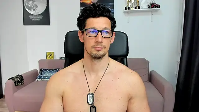 BrutusK08 – webcam-show