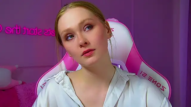 AgataFoxley's Live XXX Chat