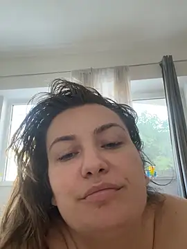 SweetCurvess Webcam show