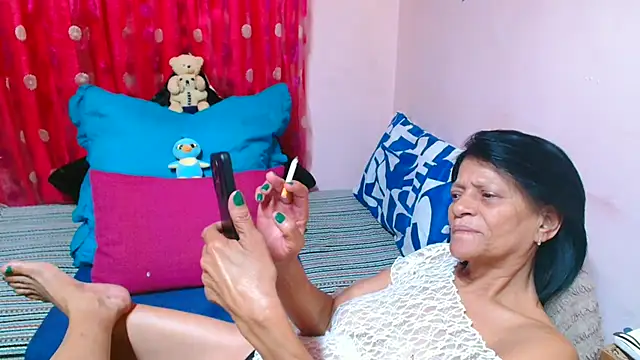 Chatroom XXX en direct de SLUTTYROXY