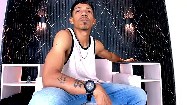 XXX chat uživo modela Gregory_Sforza