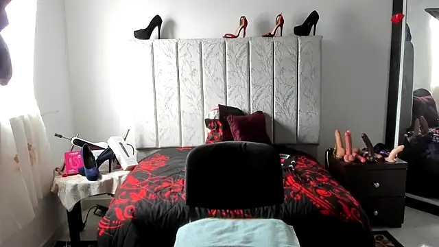 AndreaKinky's Live XXX Chat