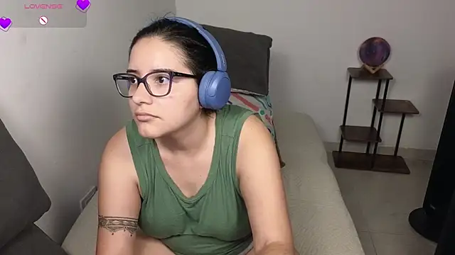blue__moon_ élő XXX-chatje