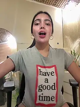 TS-SimplyTheBest's Live XXX Chat