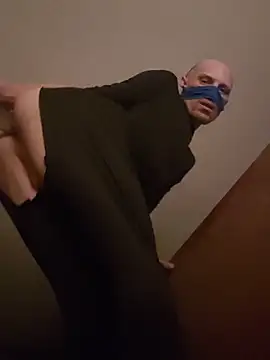 Cushington webkamerás műsora