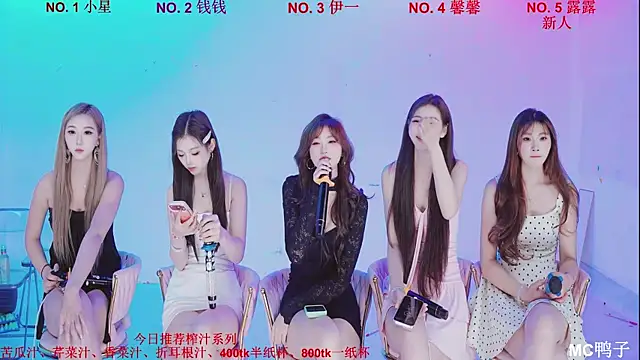 ZZ00033S' Live XXX Chat