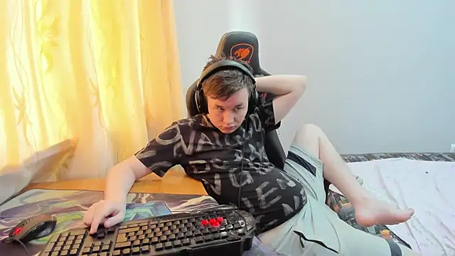 Вебкам-шоу iliaskrislove