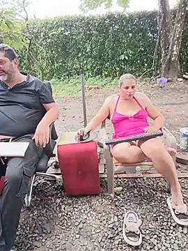 hotandfierylatinos2023 Adlı Modelin Web Kamerası Şovu