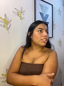 دردشة Laia_white الجنسية المباشرة